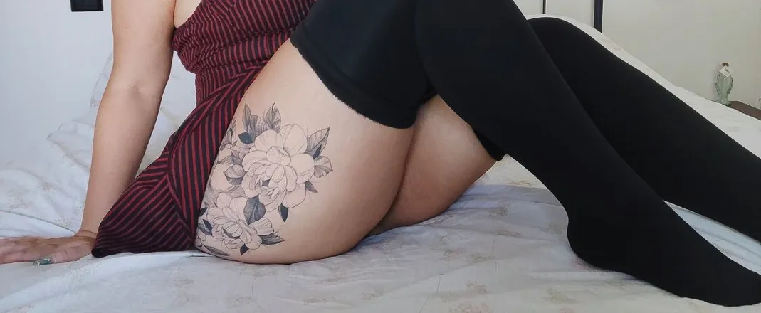 OnlyFans cuenta itsmidori header 2