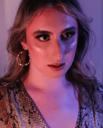 OnlyFans account  violetpayback avatar 1