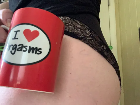 OnlyFans account  ember89 header 2