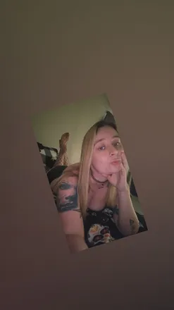 OnlyFans account  queenfreya98 header 2