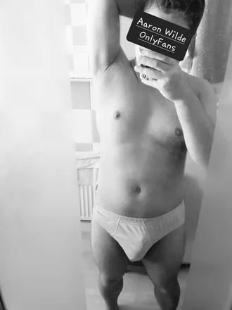 OnlyFans cuenta aaronwilde header 2
