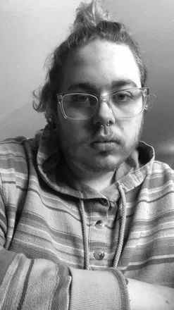 OnlyFans cuenta make.bad.choices avatar 1