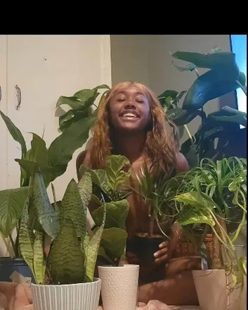 OnlyFans account  raebaerose header 2