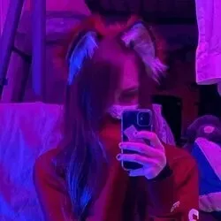 OnlyFans cuenta femboyellis avatar 1