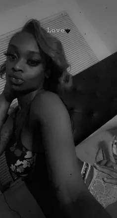OnlyFans cuenta mrspayup713 header 2