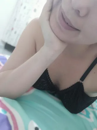 OnlyFans cuenta sofia73743172 header 2