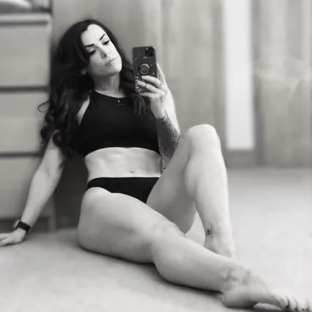 OnlyFans cuenta laineybopster header 2