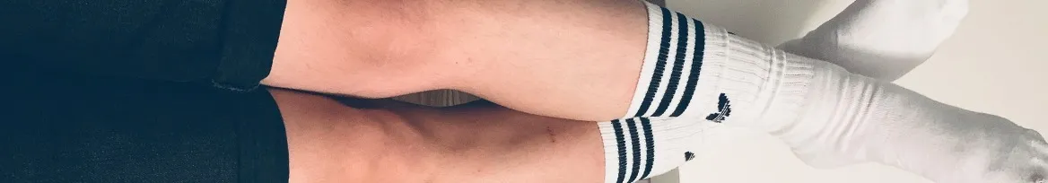 OnlyFans cuenta manysocks_boy header 2