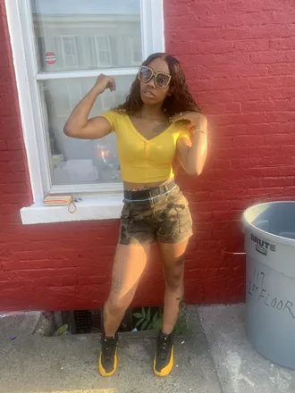 OnlyFans cuenta prettybrown11 header 2