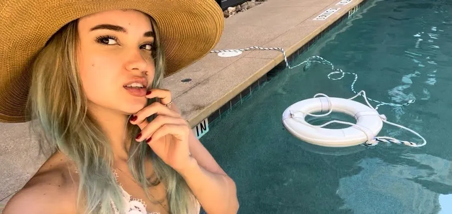 OnlyFans cuenta lauramirselle header 2