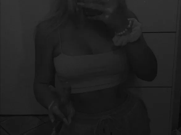 OnlyFans cuenta taraklein header 2