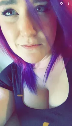 OnlyFans cuenta emo_boobies avatar 1