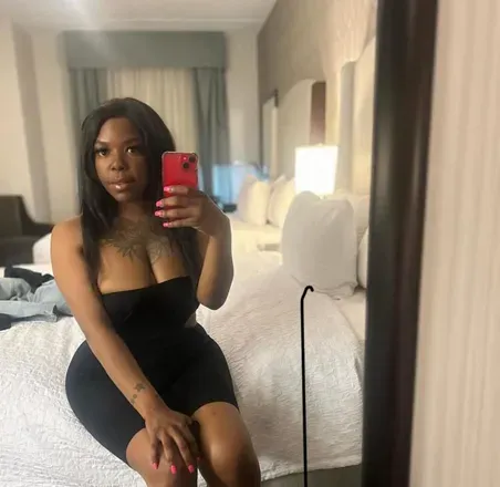 OnlyFans cuenta londynlewinsky avatar 1