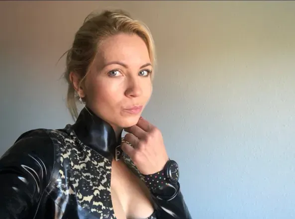 OnlyFans account  jenni_czech avatar 1