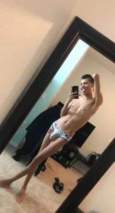 OnlyFans cuenta theehungtwink avatar 1