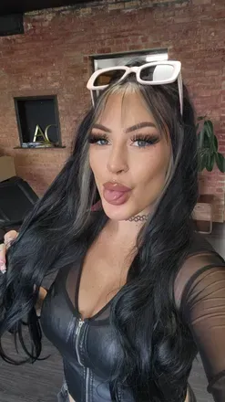 OnlyFans cuenta naomithegemini avatar 1