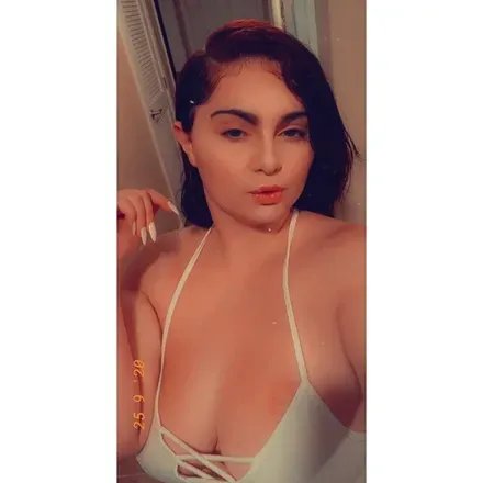 OnlyFans cuenta brontenoelle_xo header 2
