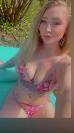OnlyFans cuenta itsbarbiebruhxxx header 2