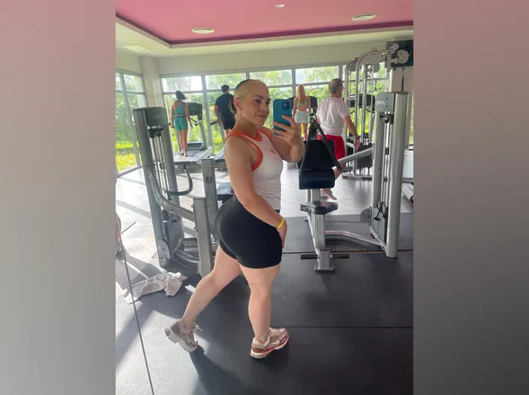 OnlyFans cuenta sandybootycheeks header 2