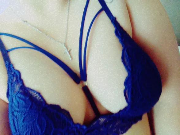 OnlyFans cuenta melissa2405 header 2