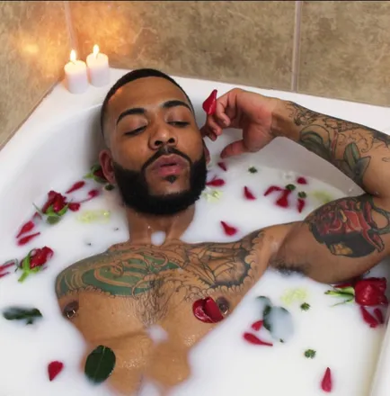 OnlyFans cuenta kingxavier92 header 2