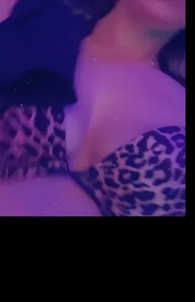 OnlyFans cuenta thynalove2 header 2