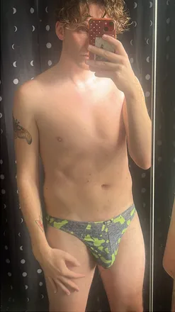 OnlyFans cuenta amajesty header 2