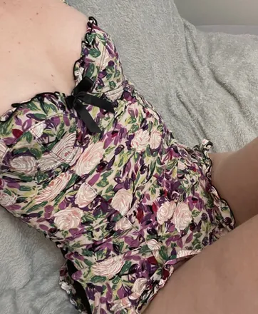 OnlyFans cuenta elliedelove header 2