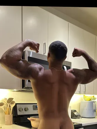 OnlyFans cuenta lightskinfit header 2
