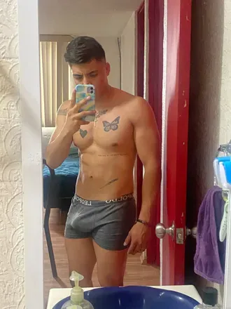 OnlyFans cuenta resendiz24 header 2