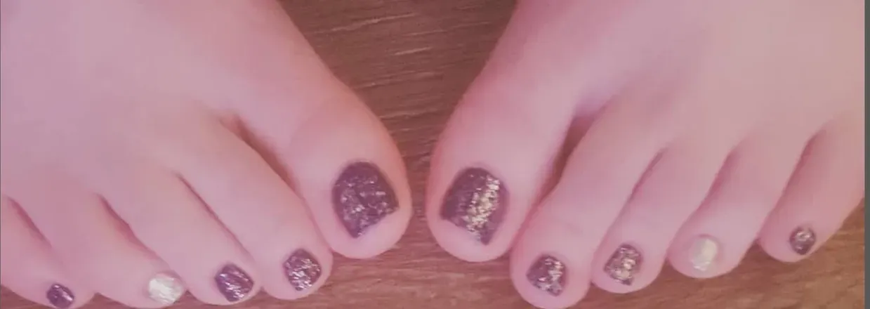 OnlyFans cuenta adorbsfeet header 2