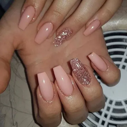 OnlyFans cuenta thickncurvychic header 2