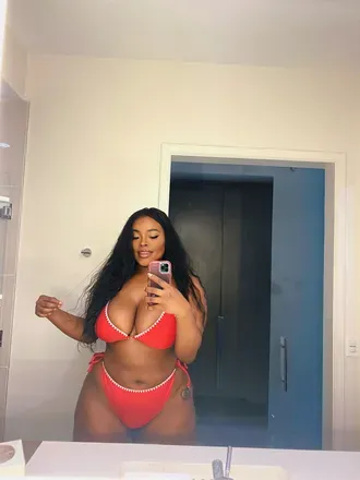 OnlyFans cuenta thebaddieonduty avatar 1