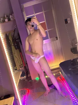OnlyFans cuenta january_3123 avatar 1