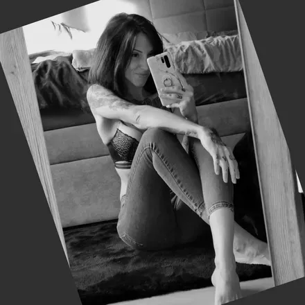 OnlyFans cuenta pocahontas1996 avatar 1
