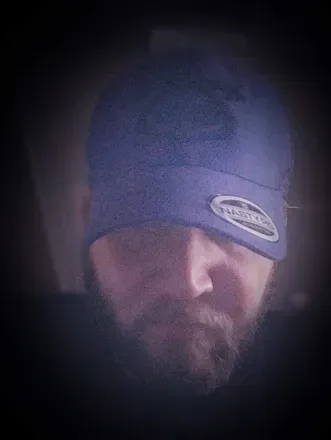 OnlyFans account  vers_slammed_otter303 avatar 1