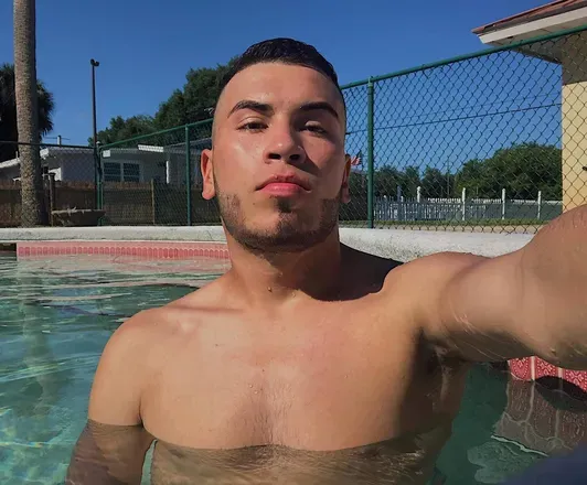 OnlyFans cuenta kevinto22 header 2