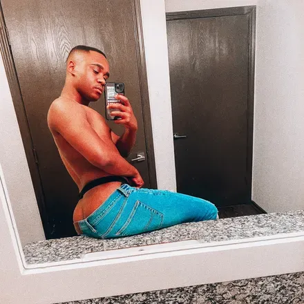 OnlyFans account  auragasms avatar 1
