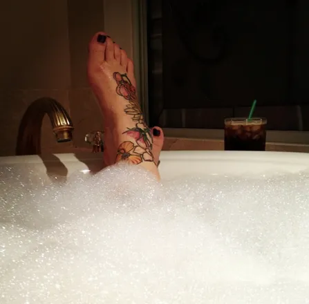 OnlyFans cuenta ceeforyoufeet header 2