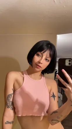 OnlyFans account  miaazora avatar 1