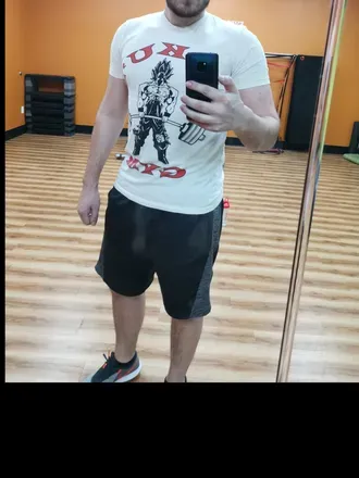 OnlyFans account  areallyaverageguy avatar 1