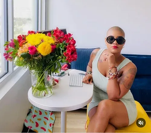 OnlyFans cuenta naomi_alexis header 2