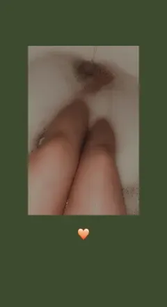 OnlyFans cuenta misses_bug header 2