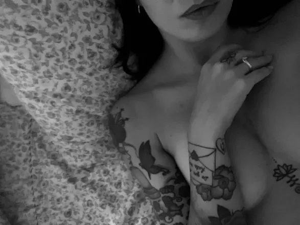 OnlyFans cuenta inked.kiki avatar 1
