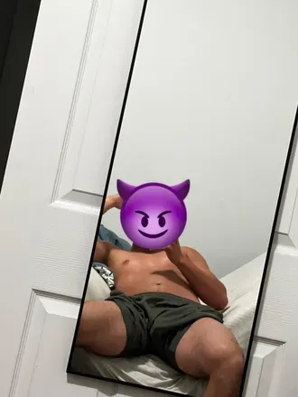 OnlyFans account  anon_ca avatar 1