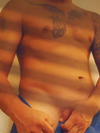 OnlyFans cuenta u244190733 header 2