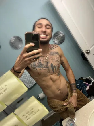 OnlyFans cuenta paid2savem header 2
