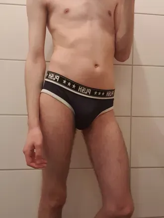 OnlyFans cuenta ynggaytwink avatar 1