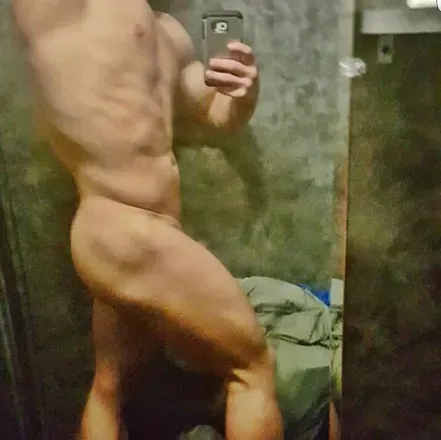 OnlyFans cuenta r_johnson2414 avatar 1