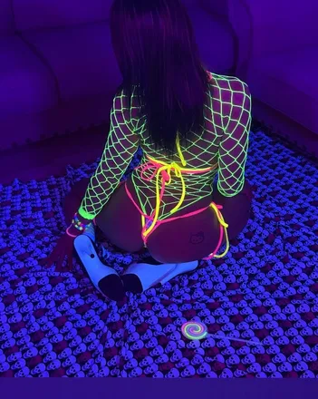 OnlyFans cuenta offmymedsgirl header 2